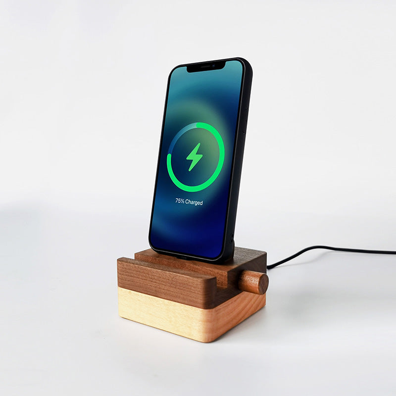Elegant & Minimalist Wooden Wireless Charging Base